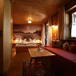 Aparthotel Saladina 3* Gaschurn