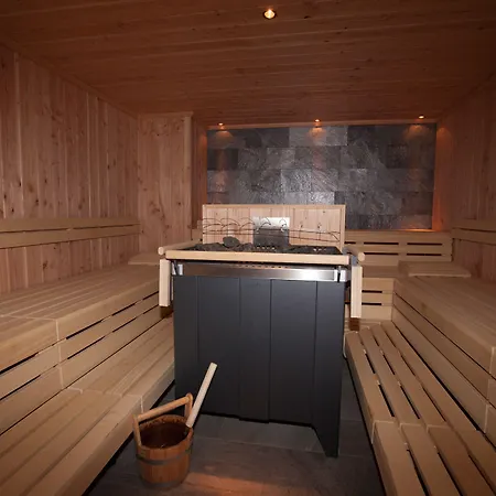 Bio-hotel Saladina Hotell 3*