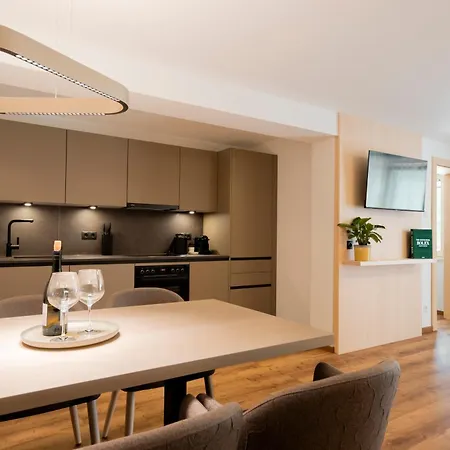 Aparthotel Saladina 4*