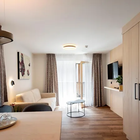 Aparthotel Saladina 4*