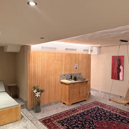 Saladina Aparthotel 4*