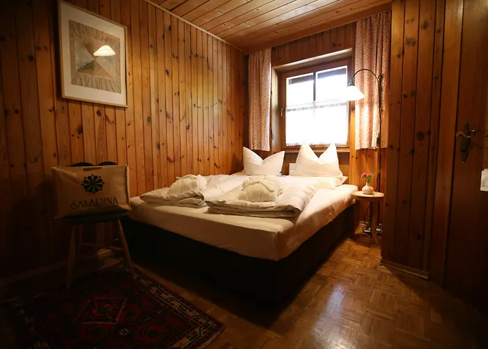 Bio-hotel Saladina 3*